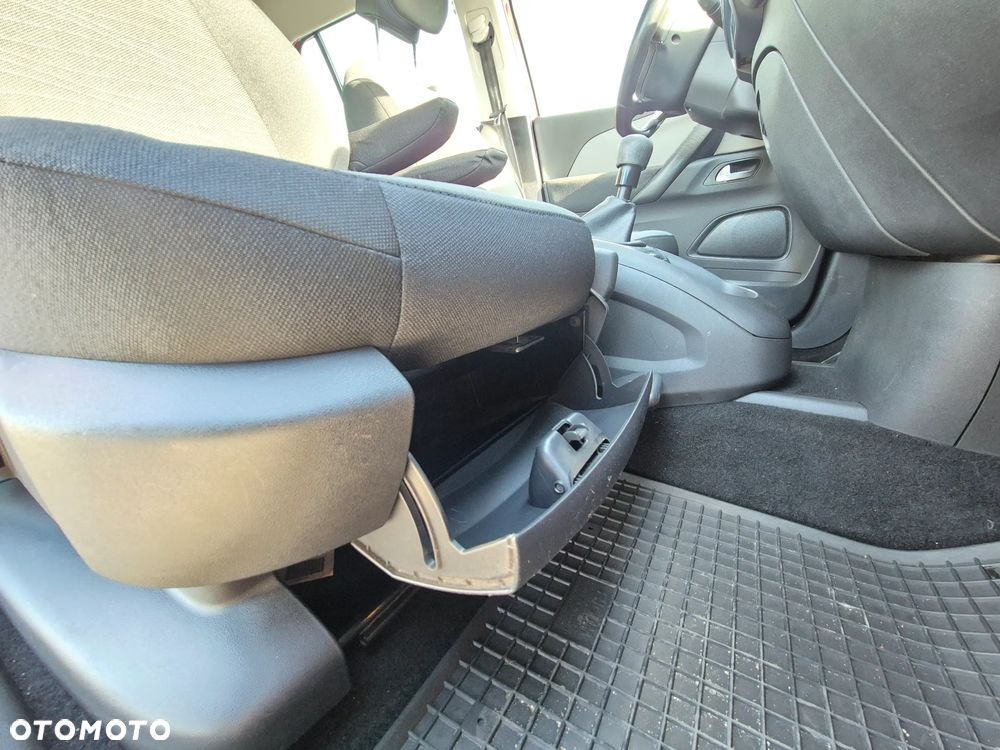 Citroën C4 Picasso 1.2 PureTech MoreLife - 21