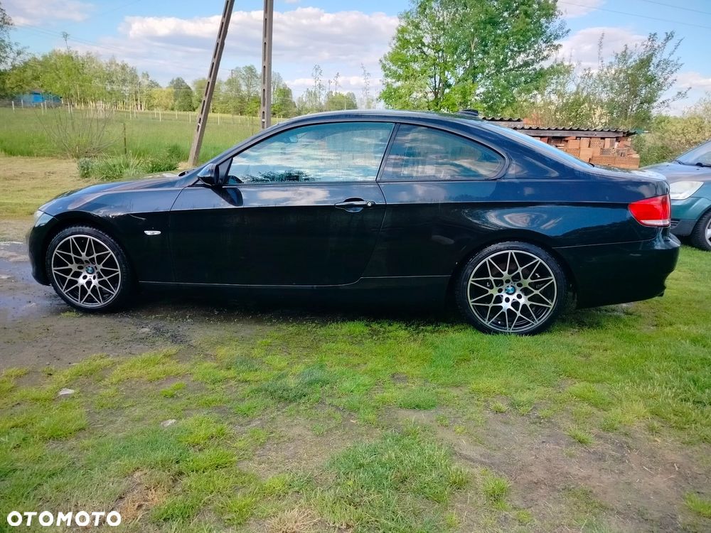 BMW Seria 3 320d - 11