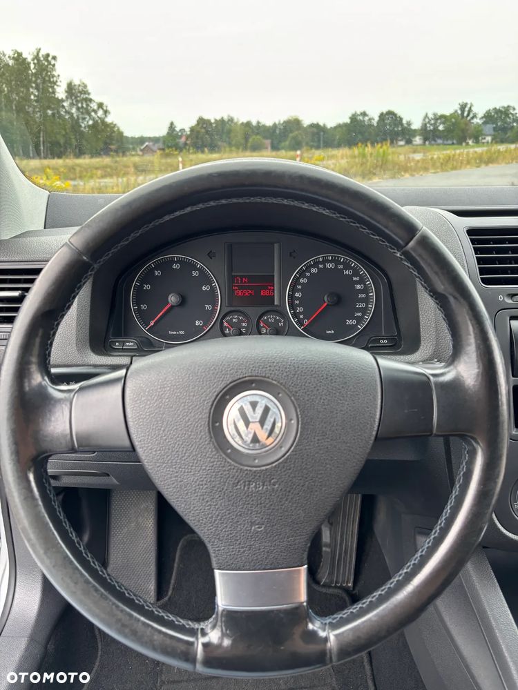 Volkswagen Golf V 1.6 Comfortline - 7