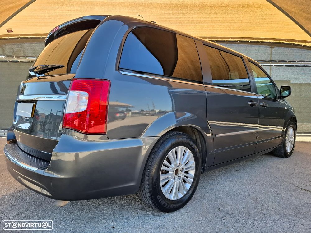 Lancia Voyager 2.8 CRD Gold - 9