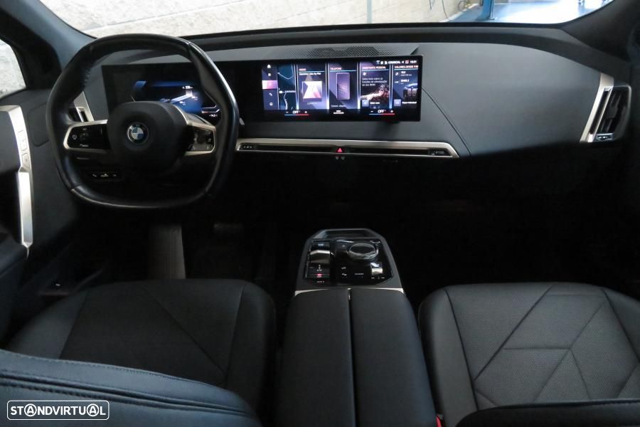 BMW iX xDrive 40 - 6
