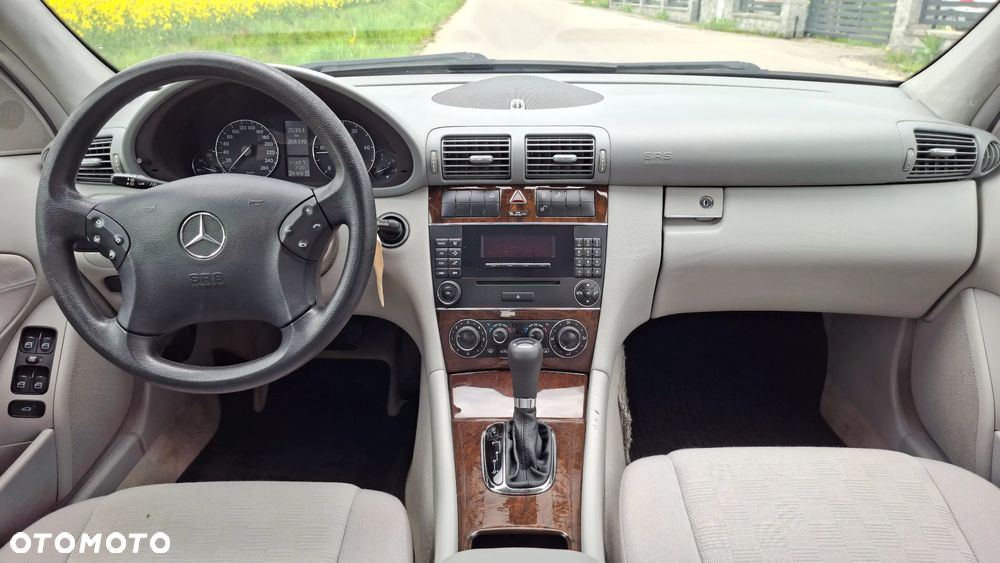 Mercedes-Benz Klasa C - 21