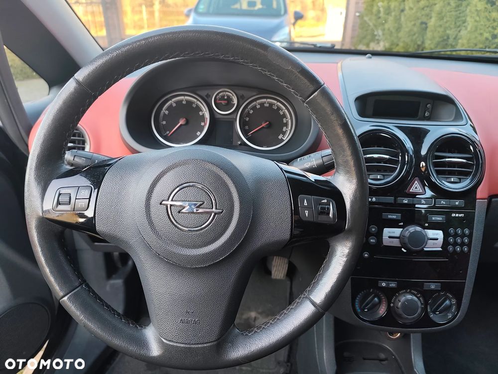 Opel Corsa 1.4 16V Essentia - 22