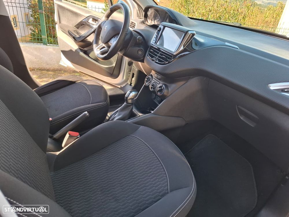 Peugeot 208 1.6 BlueHDi Style - 7