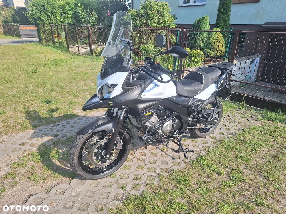 Suzuki V-STROM - 1