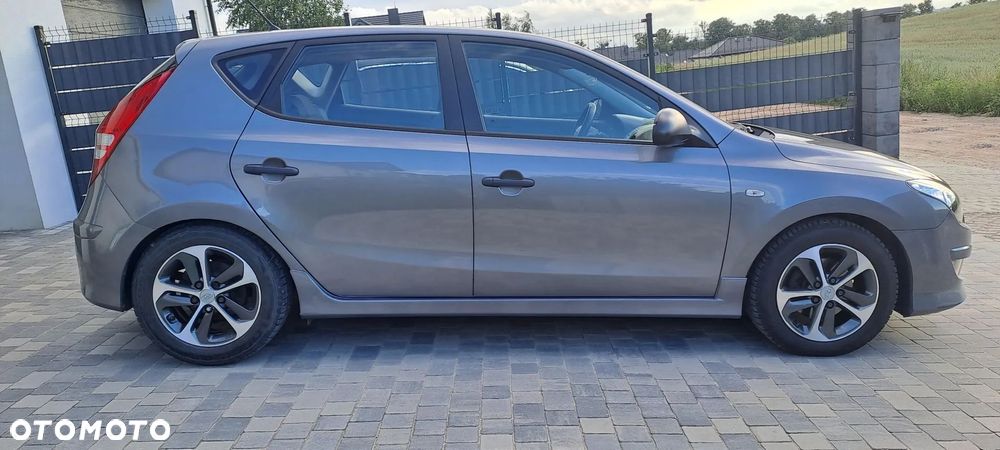 Hyundai i30 1.4 Classic - 4
