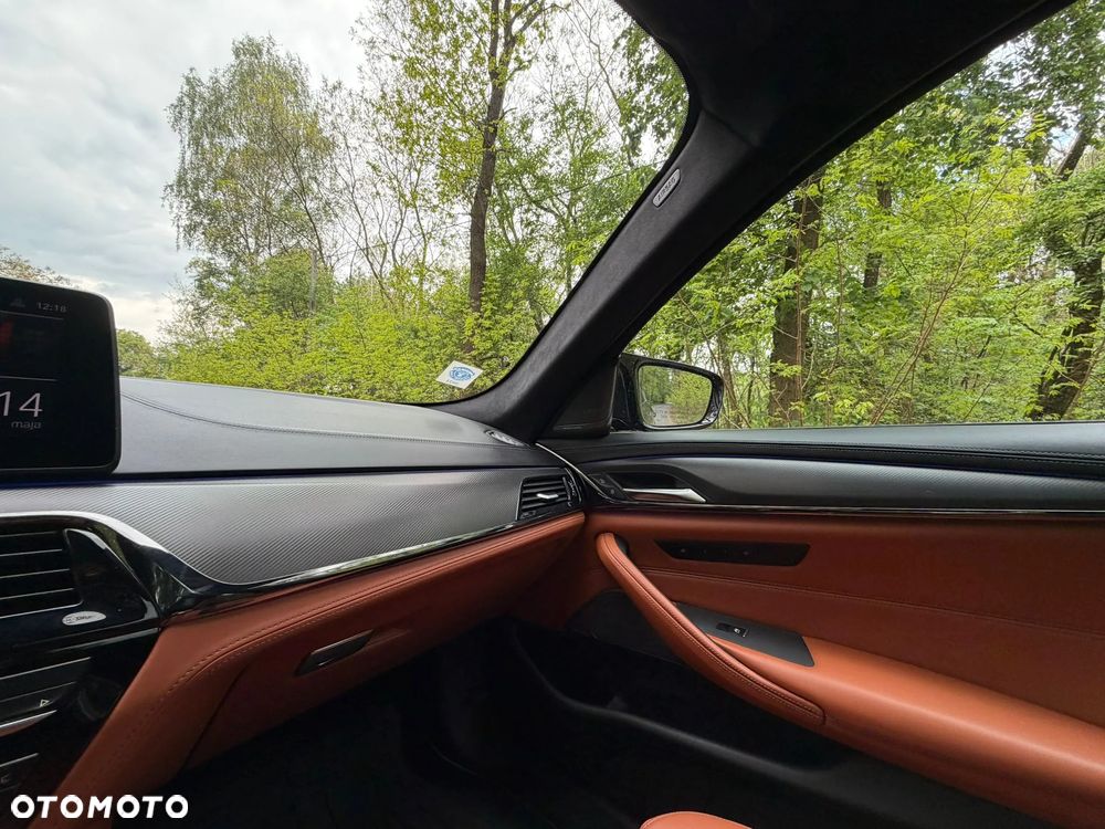 BMW M5 Standard - 16