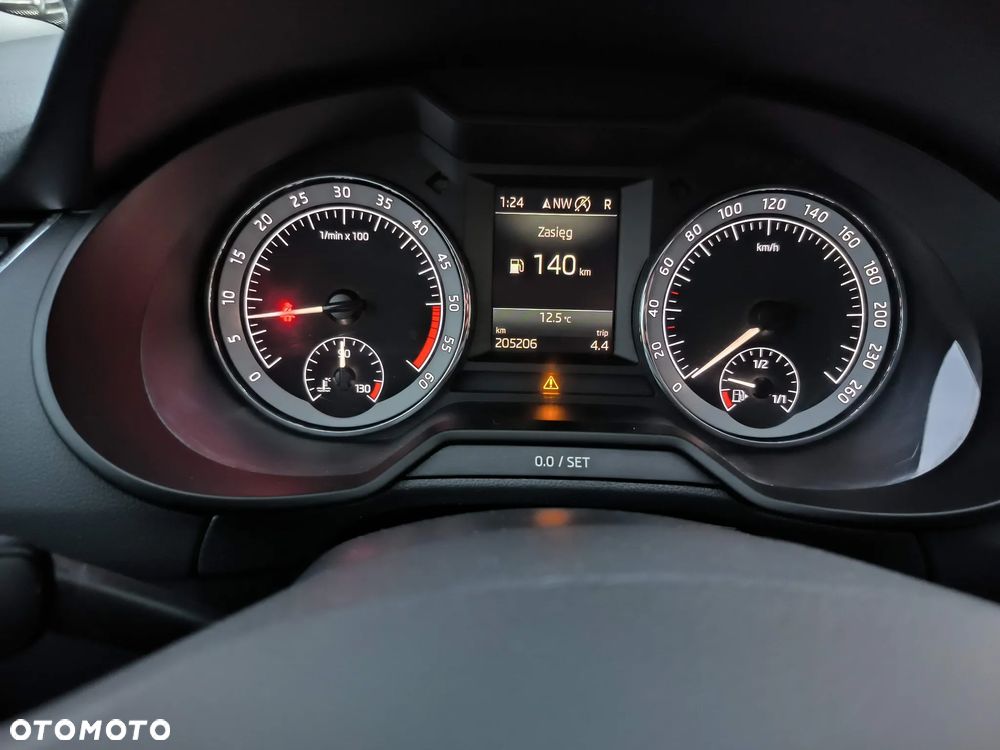 Skoda Octavia Combi 1.6 TDI DSG Premium Edition - 13