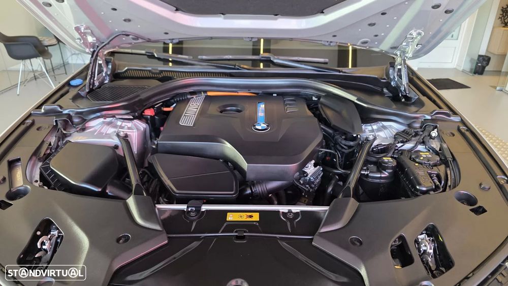 BMW 530 e iPerformance Line Luxury - 26