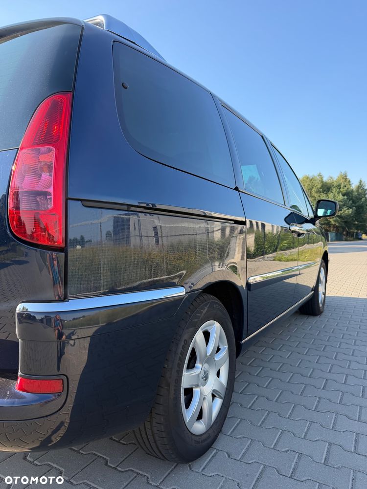 Peugeot 807 HDi 135 Style - 8