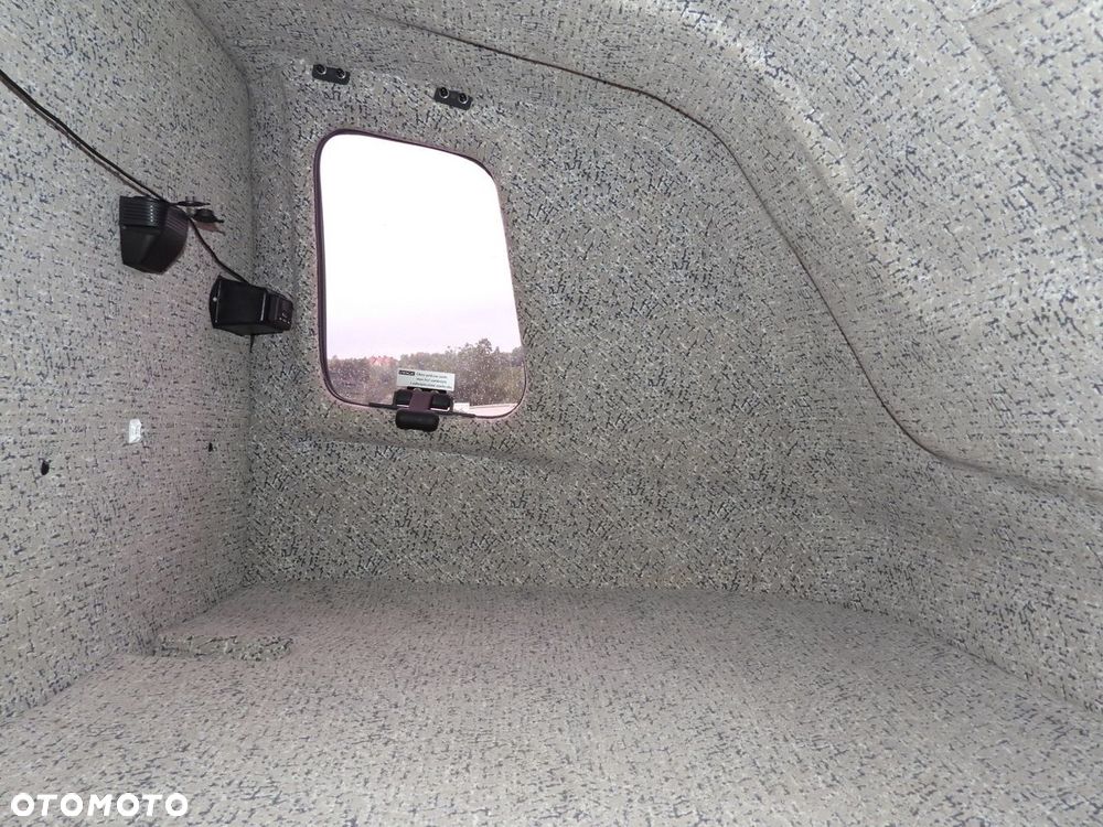 Iveco DAILY 35S18 PLANDEKA WINDA 8 PALET WEBASTO TEMPOMAT LEDY KLIMATYZACJA  180KM - 41