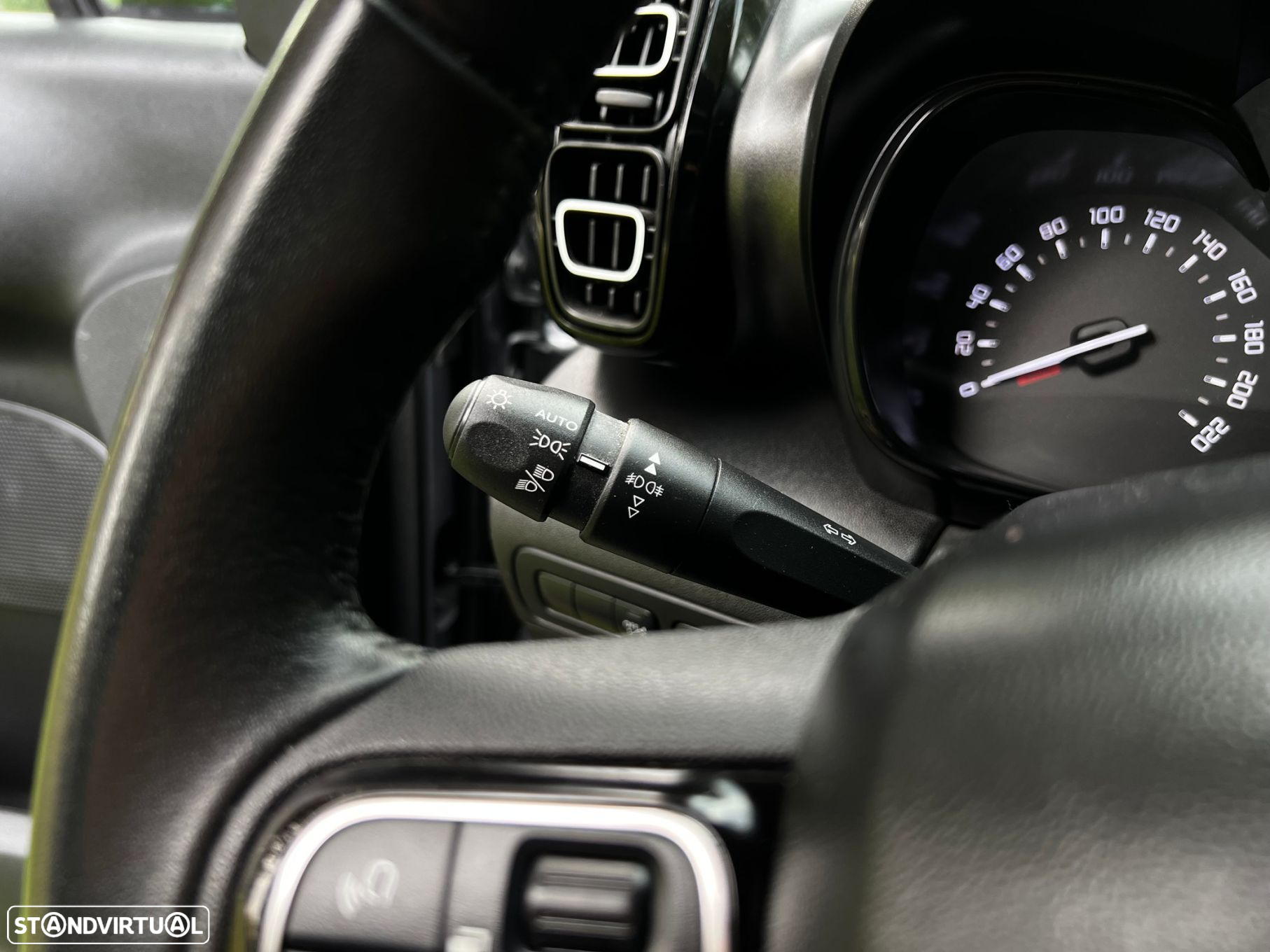 Citroën C3 Aircross 1.2 PureTech Shine - 33