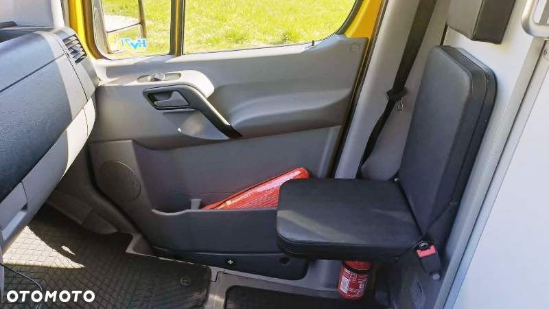 Volkswagen CRAFTER - 16