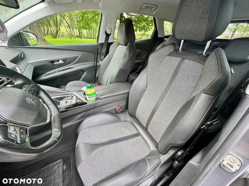 Peugeot 3008 1.5 BlueHDi Allure S&S EAT8 - 18