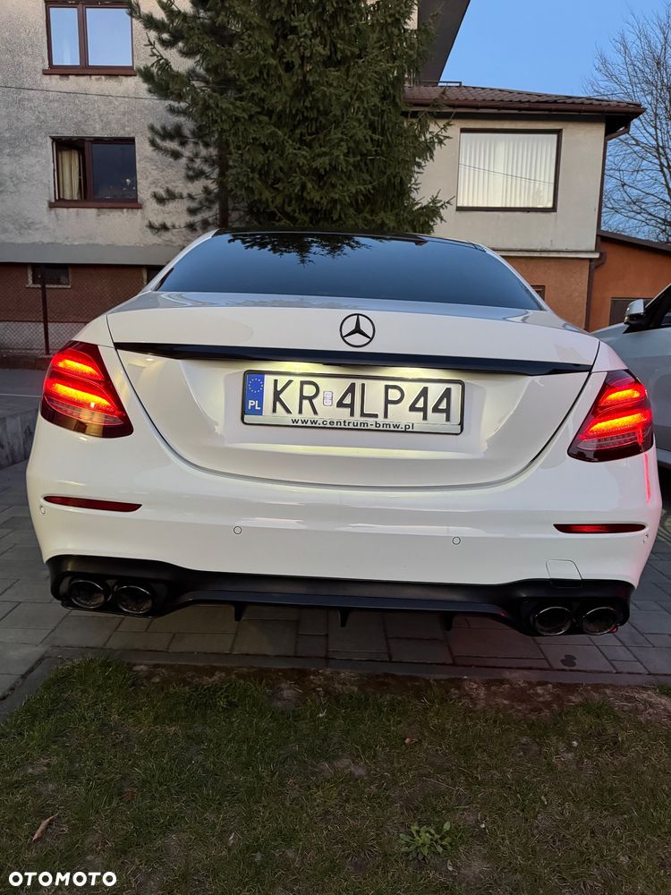 Mercedes-Benz Klasa E - 7