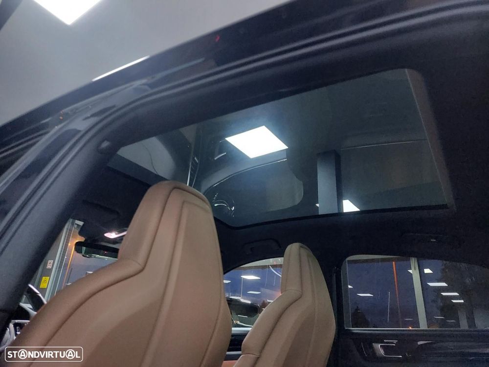 Porsche Cayenne Coupé E-Hybrid - 16