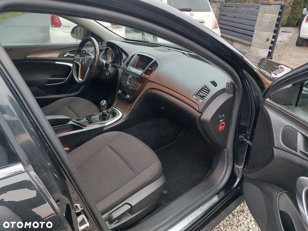 Opel Insignia 1.6 Turbo Sport - 17