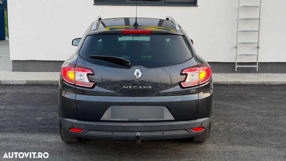 Renault Megane ENERGY dCi 130 Start & Stop Bose Edition - 10