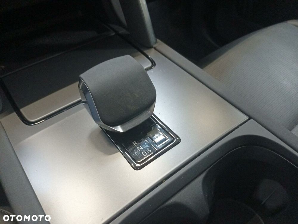 Land Rover Discovery Sport - 16