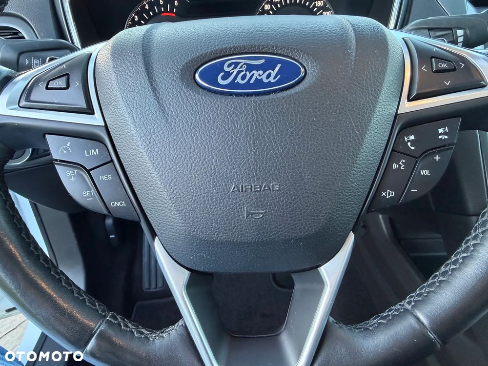 Ford Mondeo 2.0 TDCi Titanium PowerShift - 26