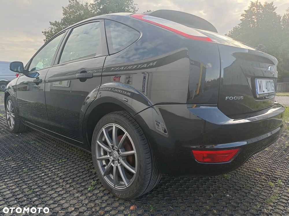 Ford Focus 1.6 Ambiente - 14