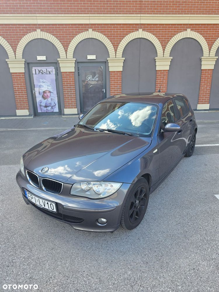 BMW Seria 1 120i - 6