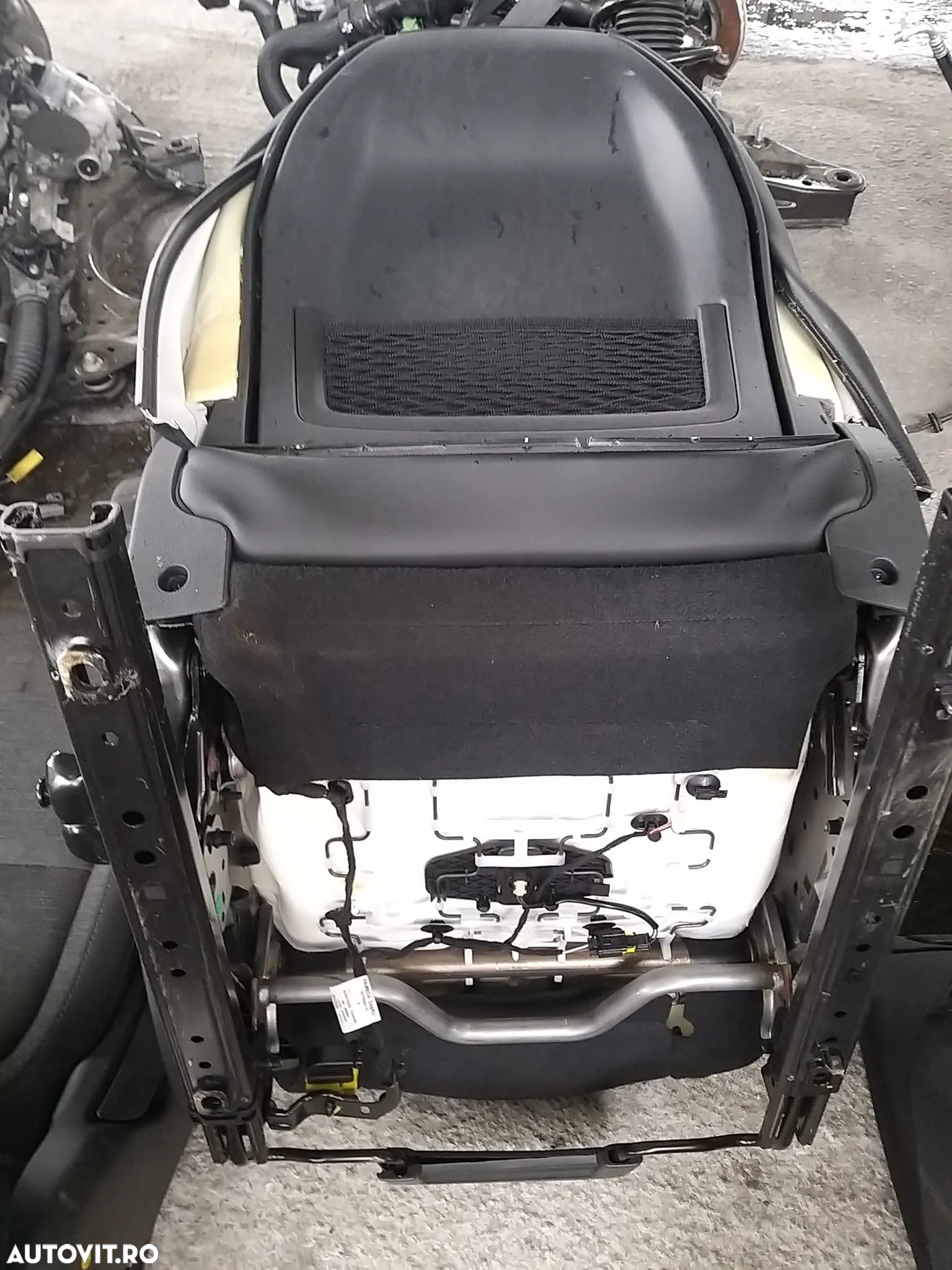 Scaune Stanga Fata Si Dreapta Fata Semipiele 1500/buc pentru Peugeot 3008 Gt Line din 2021 - 10