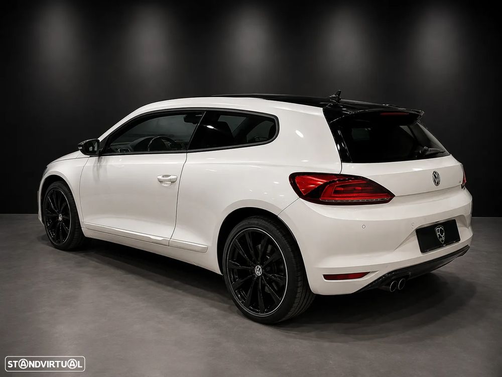 VW Scirocco 2.0 TDI Sport DSG - 3