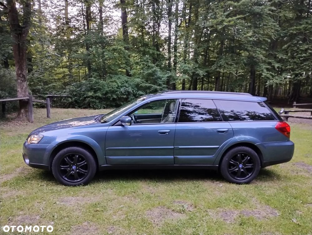 Subaru Outback 3.0 H6 - 28
