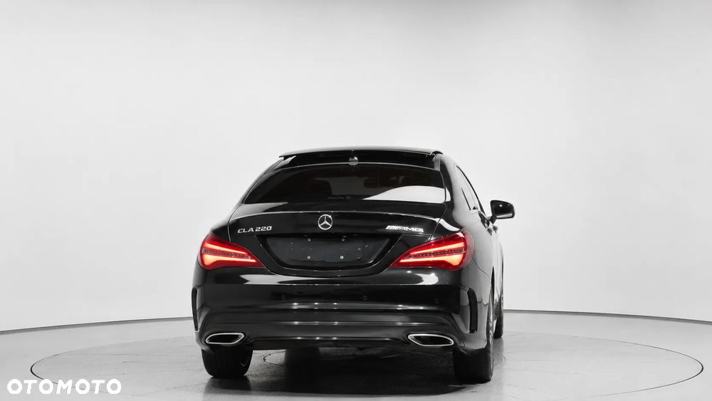 Mercedes-Benz CLA 220 4Matic 7G-DCT AMG Line - 4