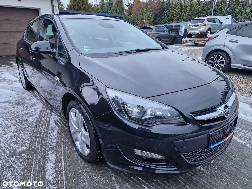 Opel Astra 1.4 Turbo Style - 10