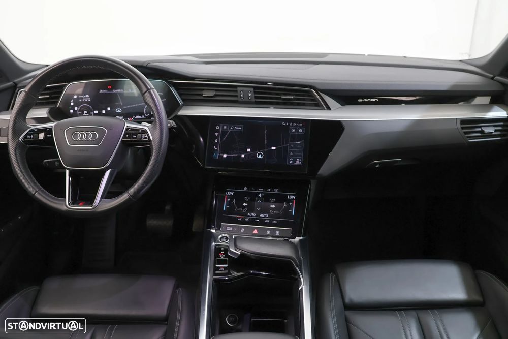 Audi e-tron 55 quattro S line - 9
