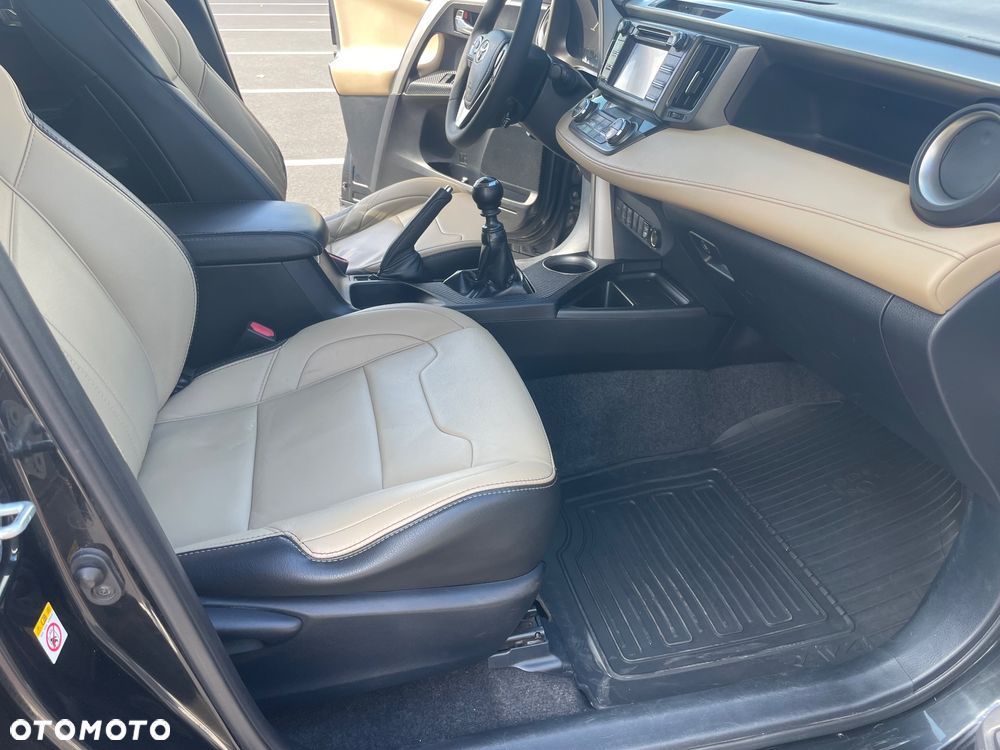 Toyota RAV4 2.0 D-4D Prestige - 6
