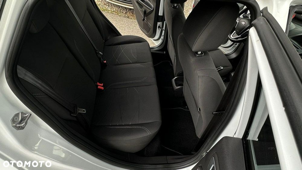 Ford Fiesta - 14