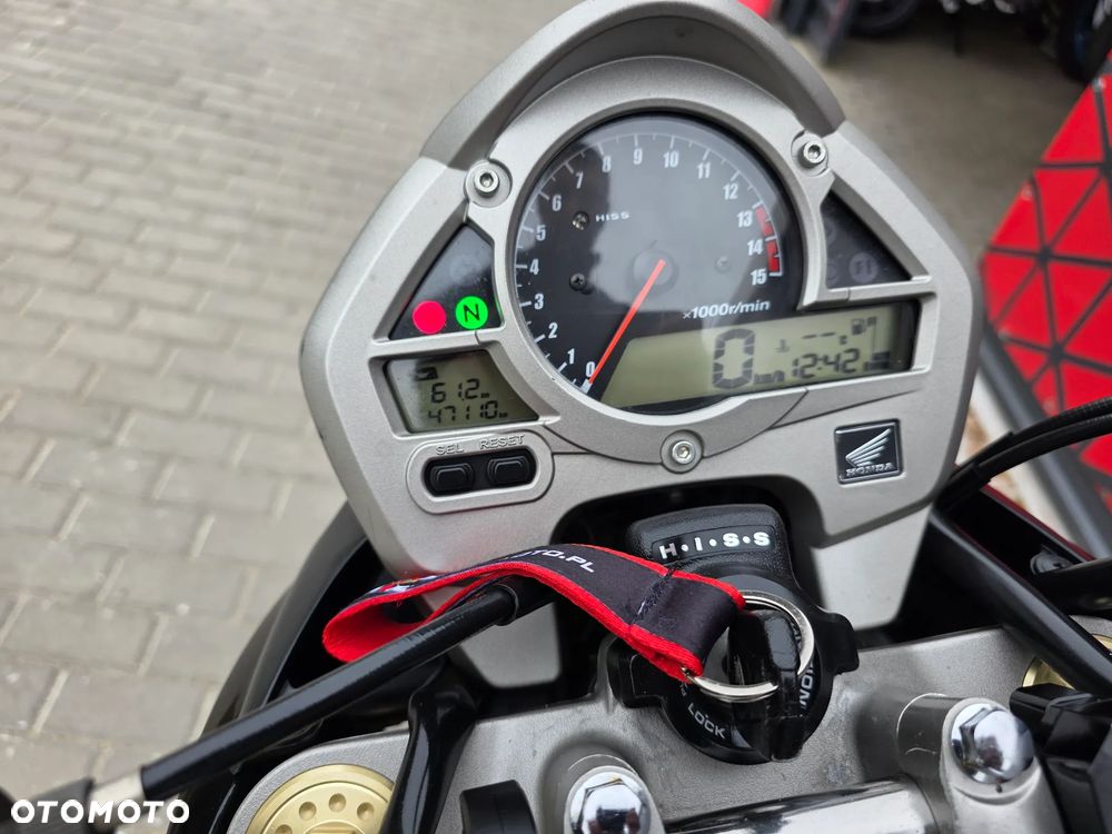 Honda Hornet - 19