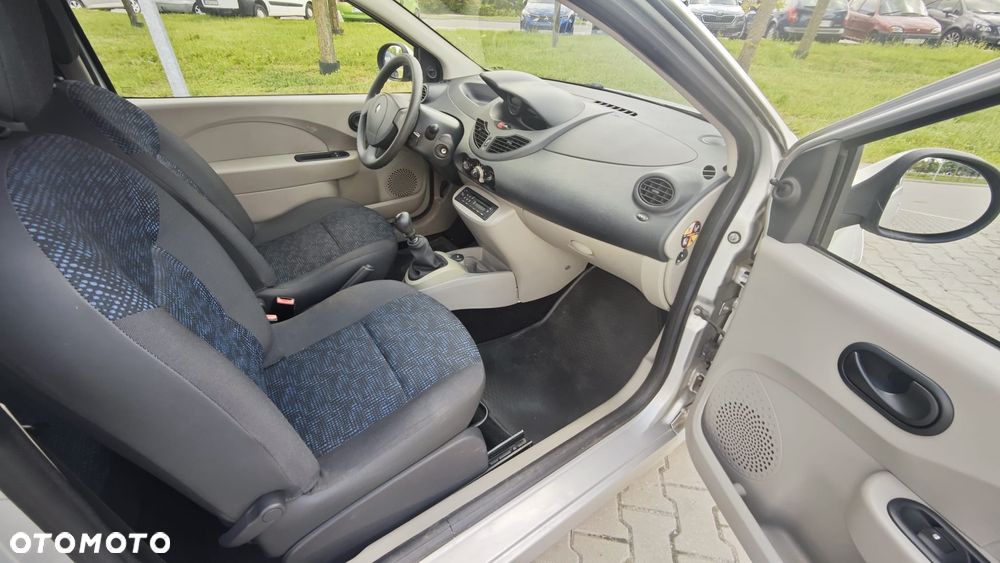 Renault Twingo 1.2i 16V Expression - 13