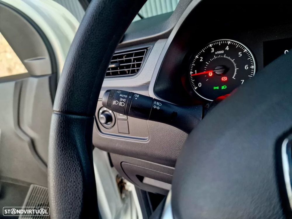 Renault Express confort blue dci 95 (IVA DEDUTÍVEL) - 20