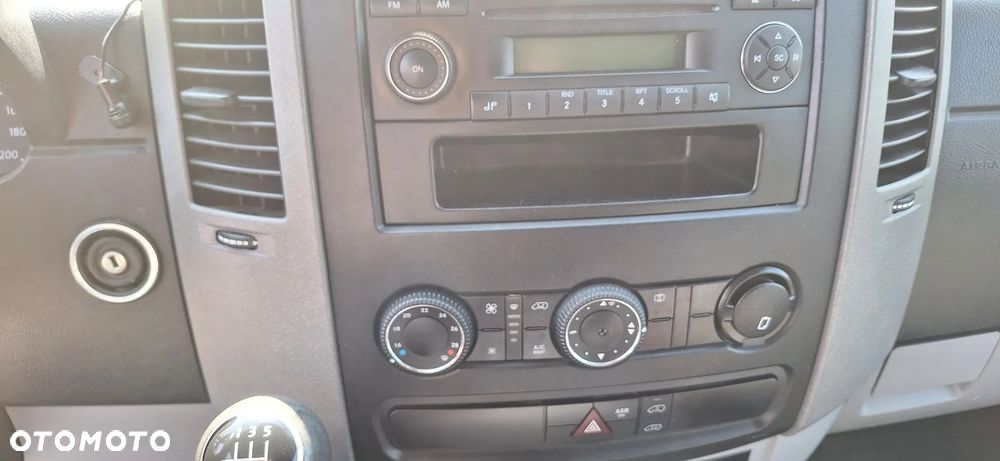 Volkswagen Crafter - 8