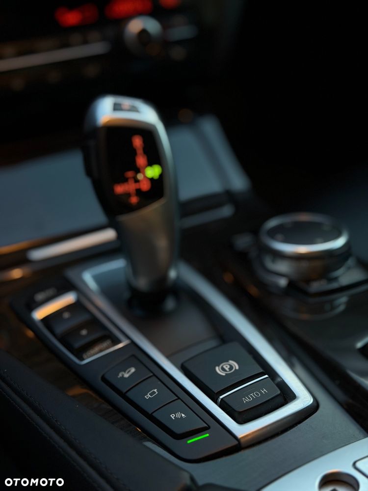 BMW Seria 5 520d xDrive M Sport sport - 13