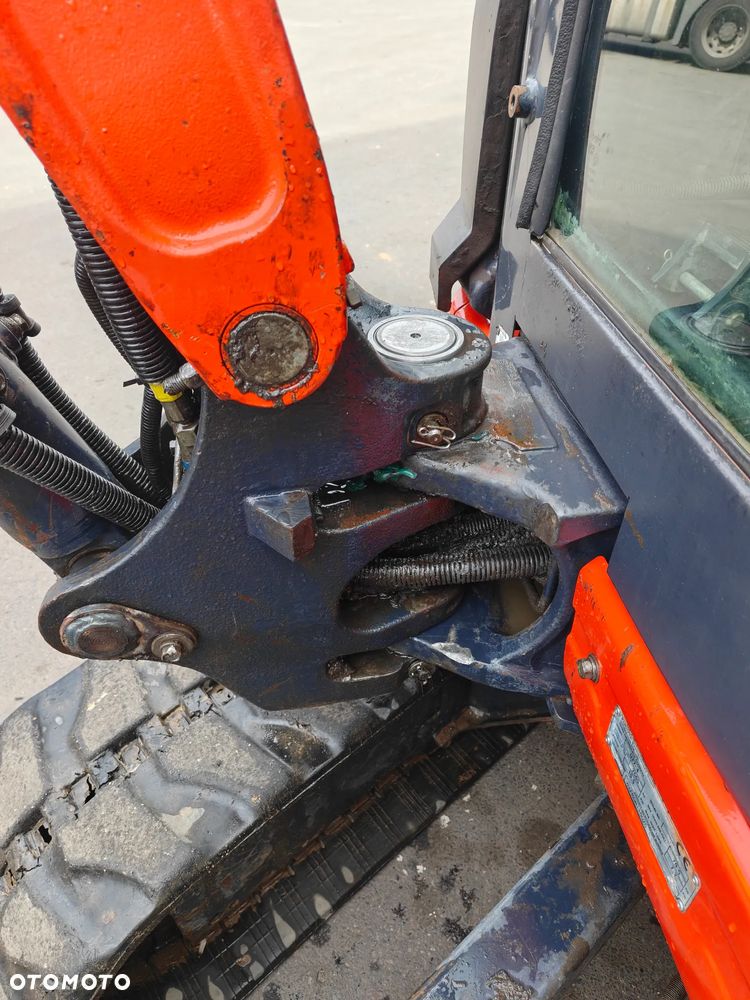 Kubota U-27 - 18