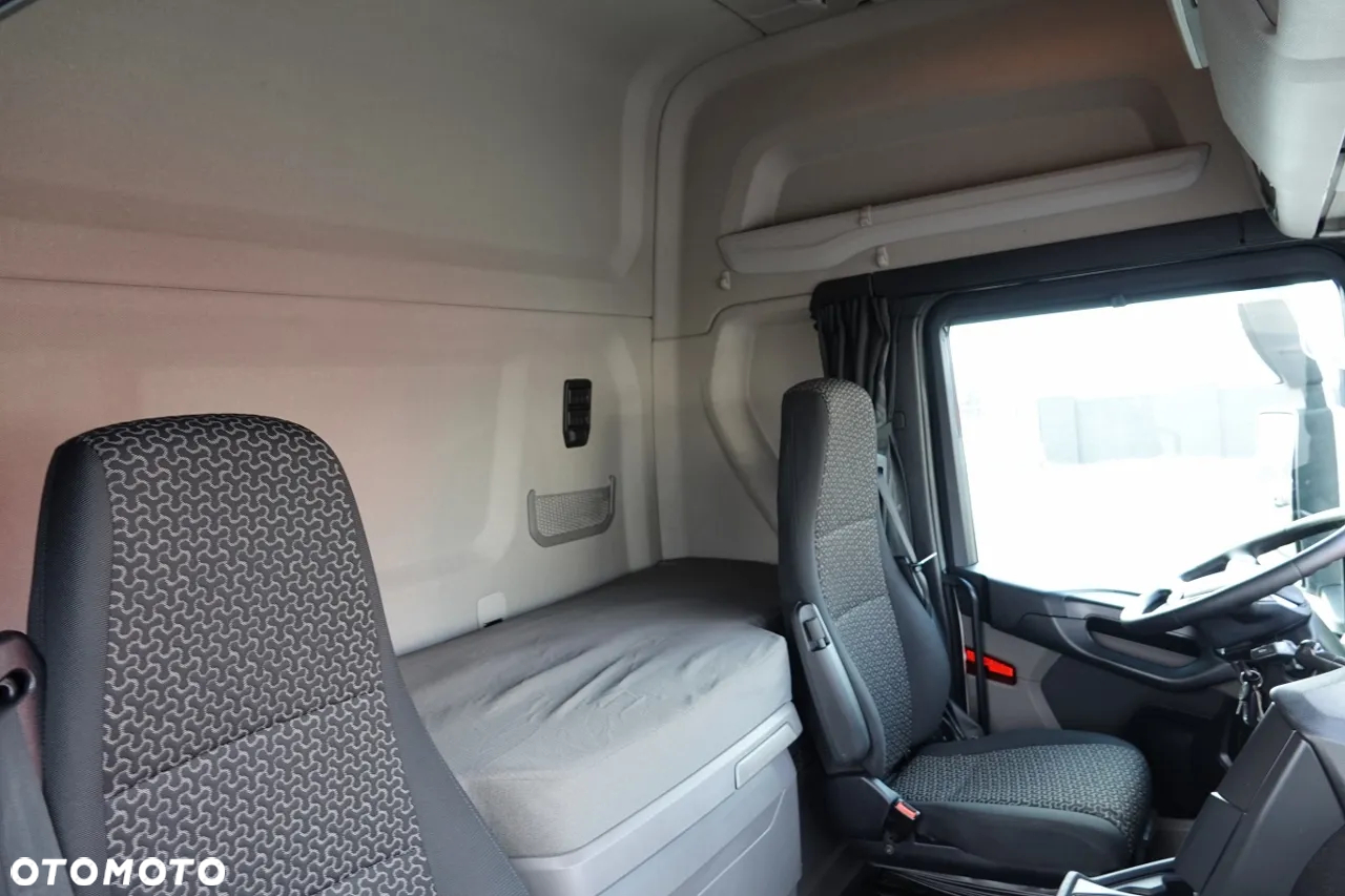 Scania R 450 / RETARDER / KLIMA POSTOJOWA / OPONY 100% / PO KONTRAKCIE SERWISOWYM - 35