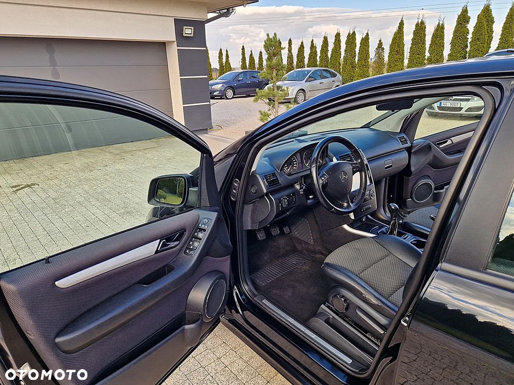 Mercedes-Benz Klasa A 150 Avantgarde Edition 10 - 4
