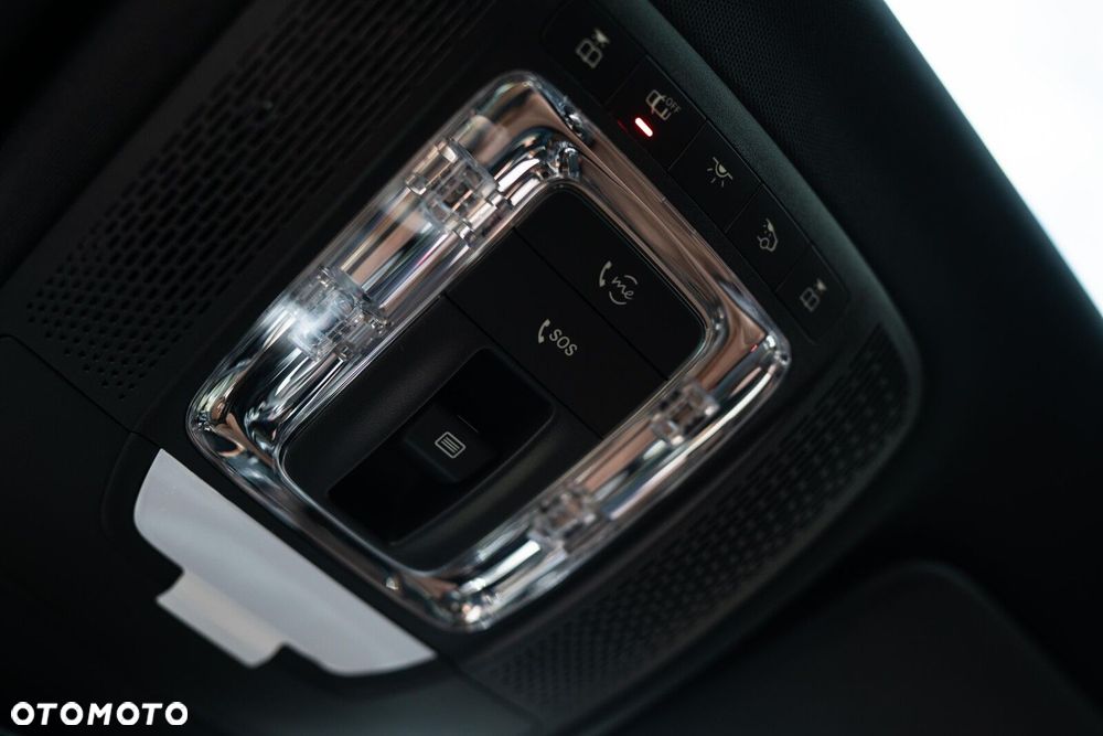 Mercedes-Benz CLA - 26