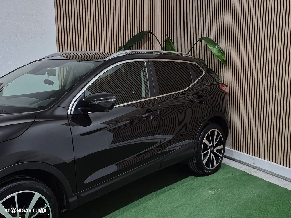 Nissan Qashqai 1.6 dCi Tekna Premium 17 Pele S P.Preta - 4