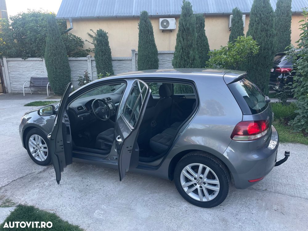 Volkswagen Golf - 12
