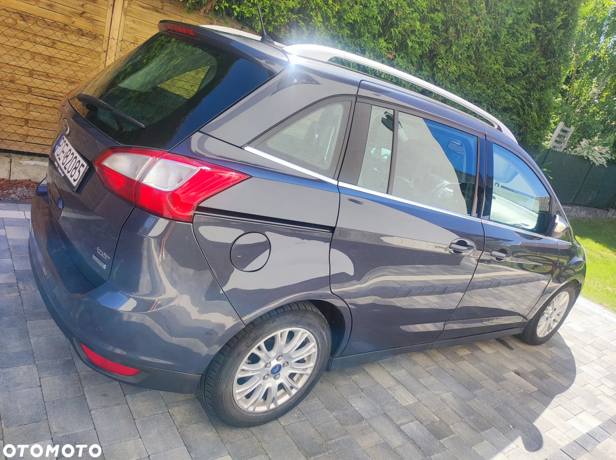 Ford Grand C-MAX - 8