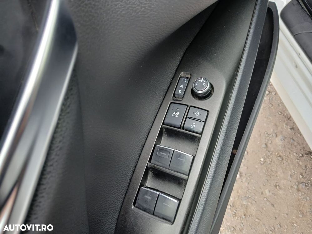 Toyota Camry 2.5 Business - 14