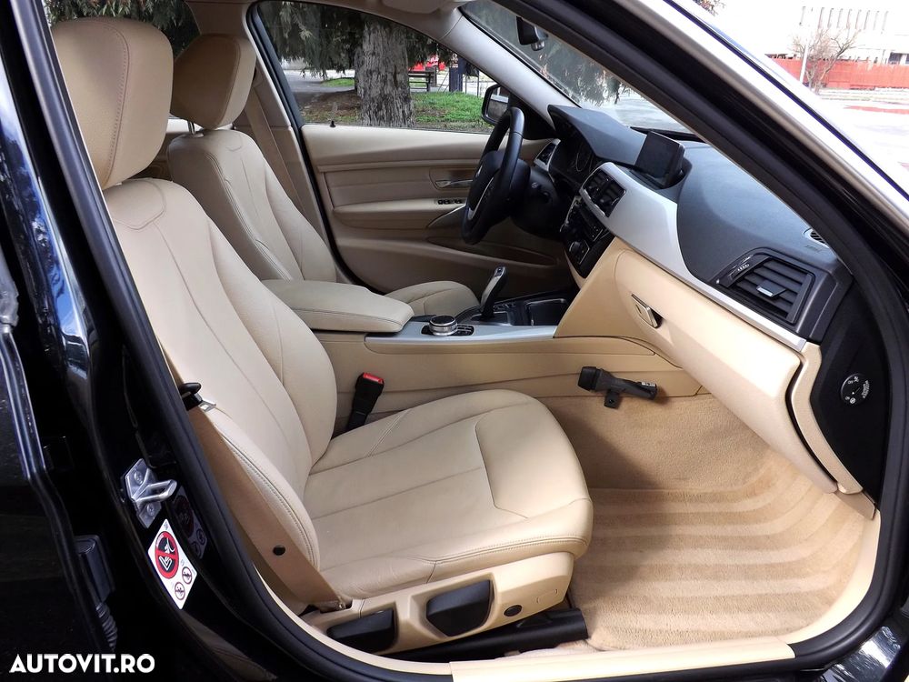 BMW Seria 3 320d Efficient Dynamic Edition Aut. Luxury Line - 12