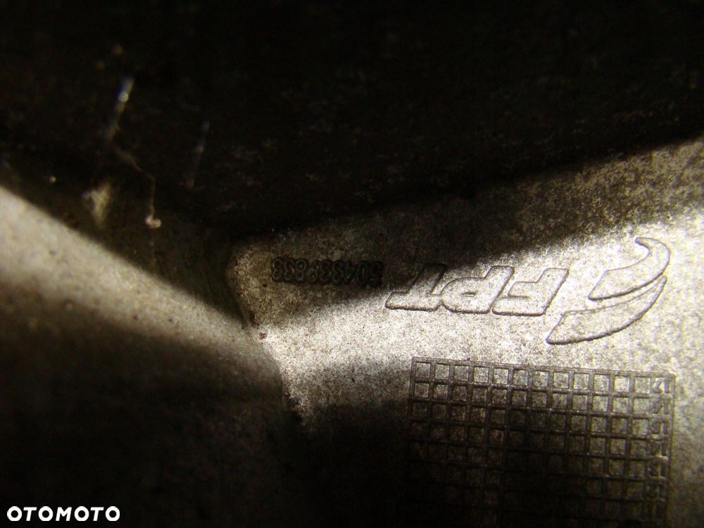 łapa alternatora mitsubishi canter fuso 3.0 eu 5 504339833 - 4