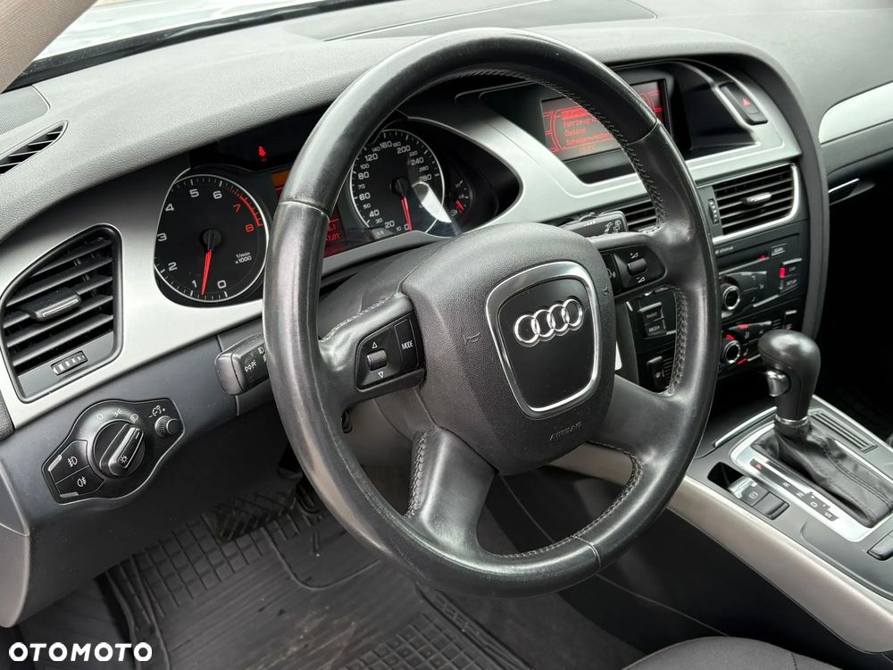 Audi A4 Avant 1.8 TFSI multitronic Ambiente - 25